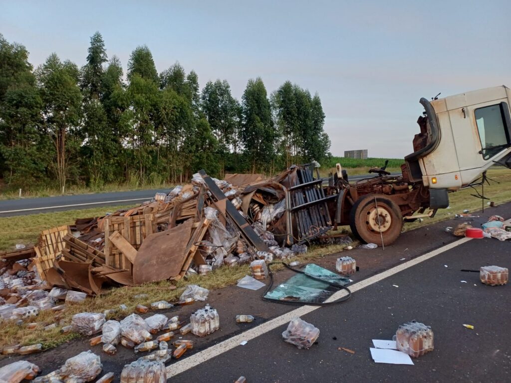 Duas mortes e 34 acidentes marcam feriado de Tiradentes nas rodovias federais que cortam Goiás