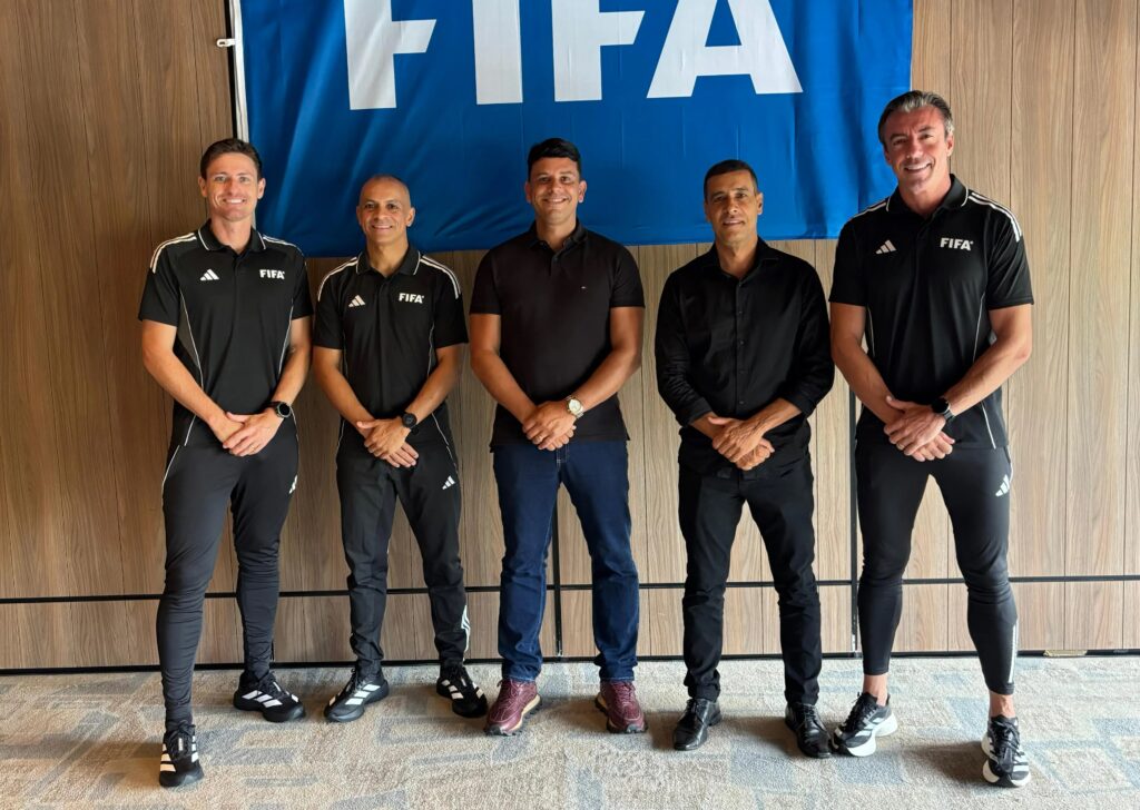 Raphael Claus, Ramon Abatti Abel e Wilton Sampaio serão os árbitros brasileiros na Copa do Mundo
