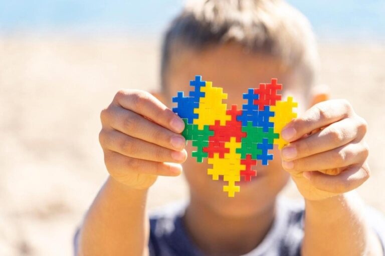 Mulheres são as principais cuidadoras de pessoas com autismo, revela pesquisa