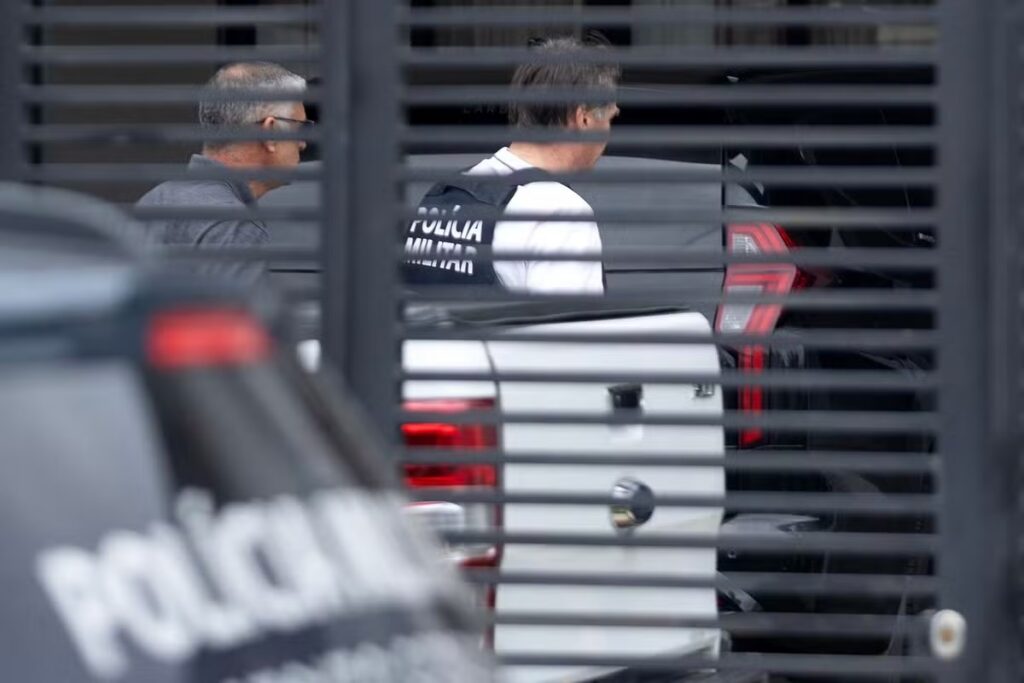 Bolsonaro tem evolução clínica ‘satisfatória’ e ‘melhora sutil’ no pulmão, dizem médicos ao STF