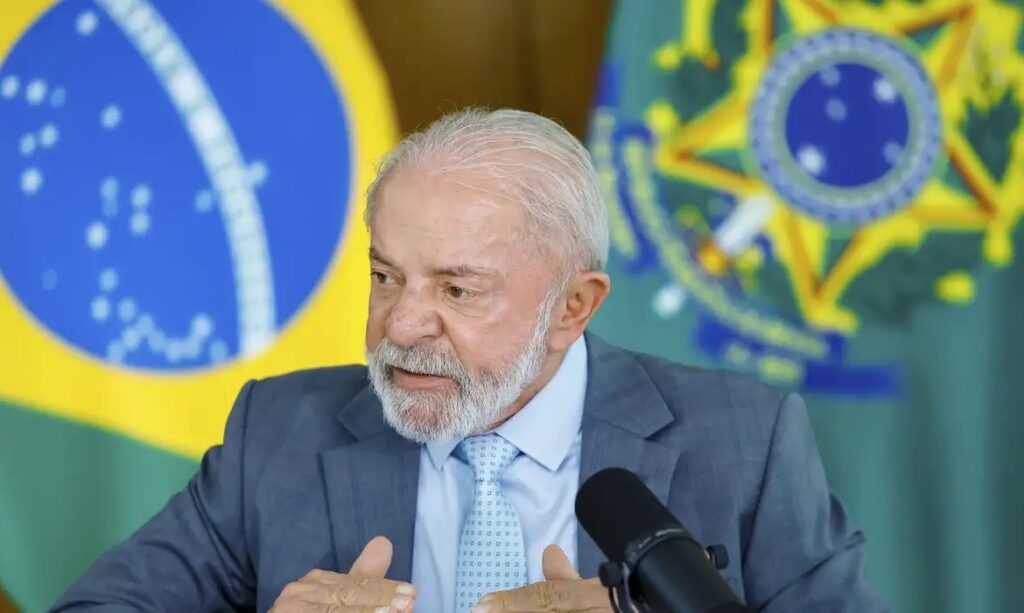Lula envia ao Congresso projeto de lei pelo fim da escala 6×1
