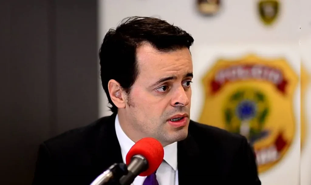 Quem é Marcelo Ivo, delegado da PF expulso dos EUA após prisão de Ramagem
