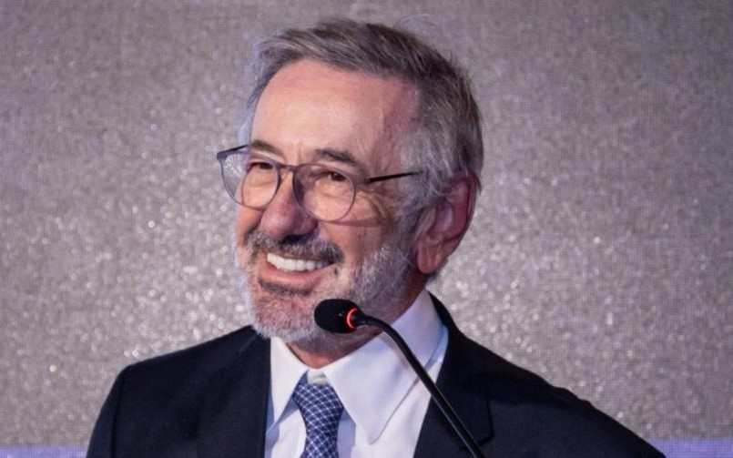 Fim da escala 6x1 'é tendência mundial', diz ministro do Desenvolvimento Indústria e Comércio
