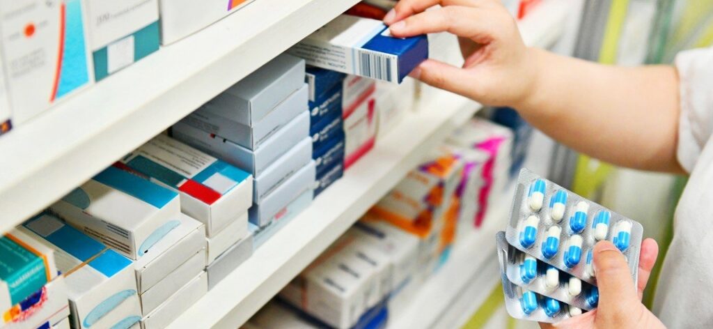 Pontos de venda de medicamentos podem dobrar em Goiás, aponta Juceg