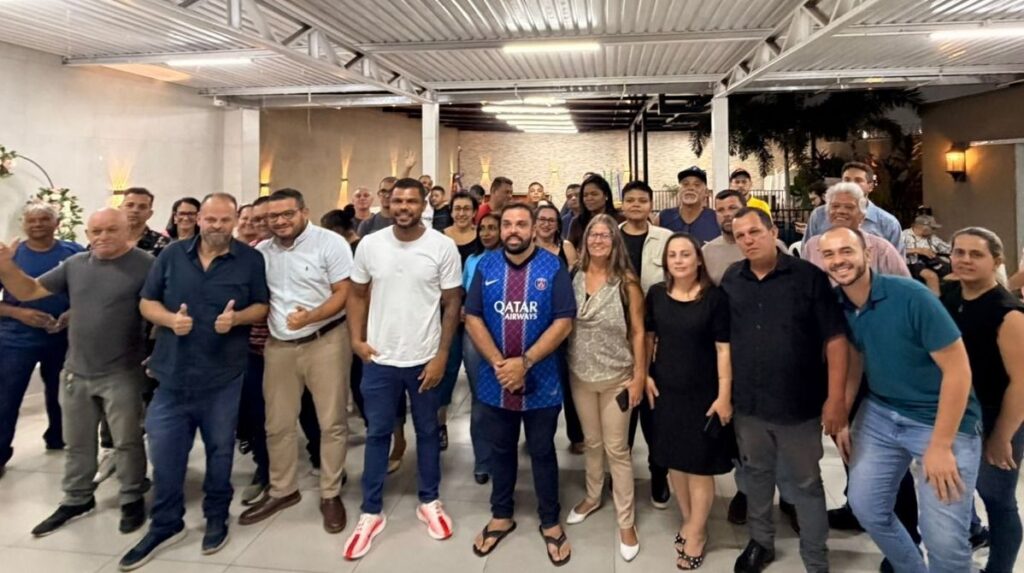 Vereador Geverson Abel anuncia apoio à pré-candidatura de Romário Policarpo a deputado estadual