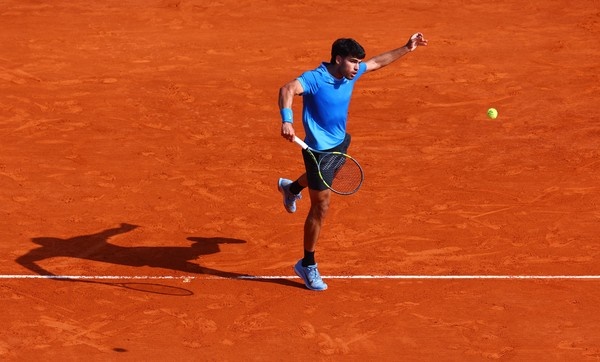 Alcaraz e Sinner vencem e avançam à final dos Masters 1000 de Monte Carlo