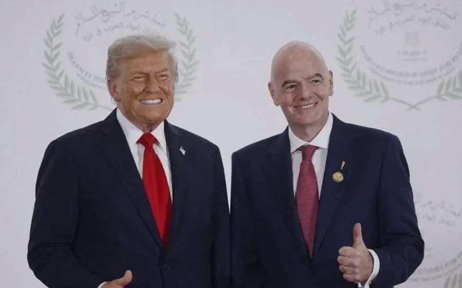 ONG denuncia Infantino ao COI na reta final da Copa por suposta violação de neutralidade política
