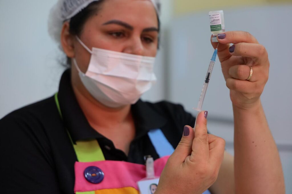 Prefeitura de Aparecida intensifica vacinação escolar para crianças e adolescentes