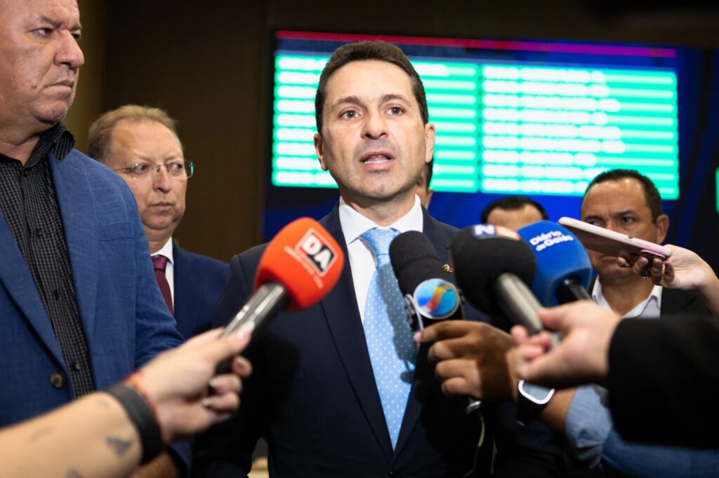 Leandro Vilela entrega reforma do ginásio da Vila Brasília neste domingo (12/4) em Aparecida