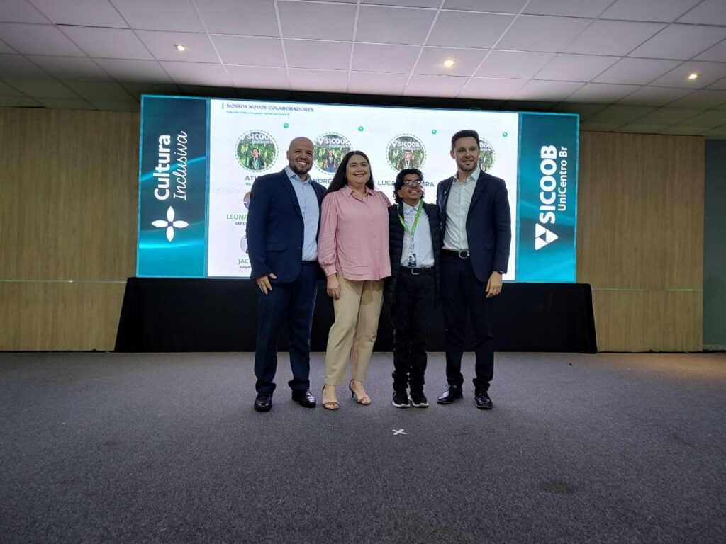 Sicoob UniCentro Br lança Programa de Cultura Inclusiva e amplia quadro de funcionários com deficiência