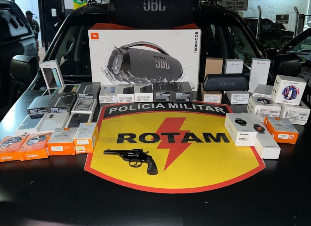 Suspeitos de roubo são presos e Rotam recupera mais de 20 celulares em Valparaíso de Goiás