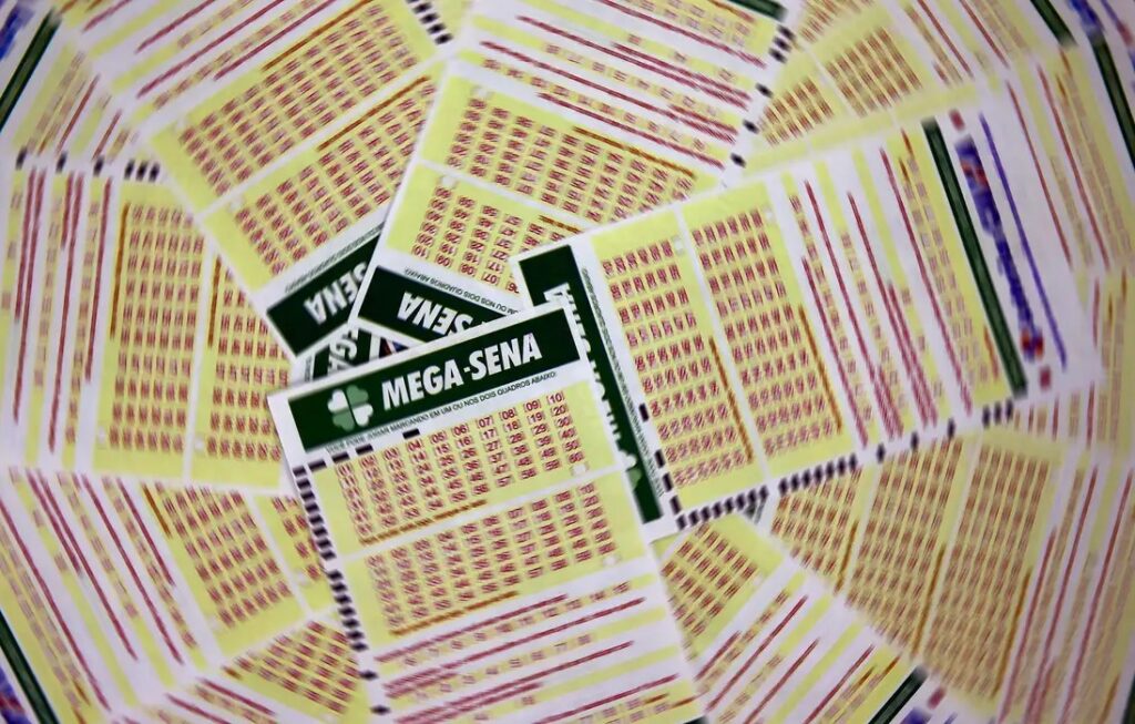 Mega-Sena acumula e prêmio vai a R$ 52 milhões