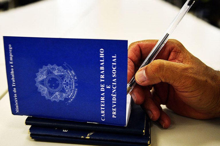 Alta na taxa de desemprego é resultado esperado para um 1º trimestre, avalia IBGE