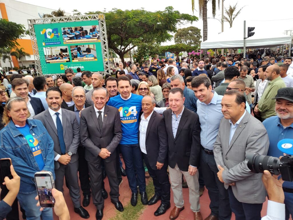 “104 anos de glórias e de conquistas”, destaca Leandro Vilela no aniversário de Aparecida
