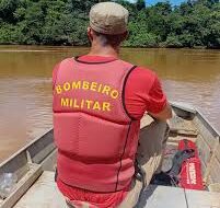 Bombeiros realizam buscas por quatro pessoas desaparecidas em lago de Iporá