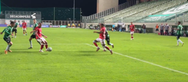 Vila Nova vence América-MG em duelo fora de casa