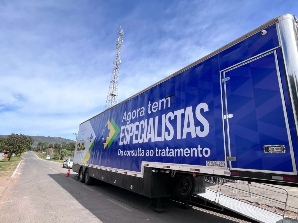 Ministério da Saúde leva para Teresina de Goiás carreta de saúde da mulher para diagnóstico precoce de câncer de mama e do útero