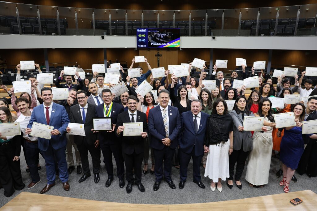 OCB/GO recebe homenagem pelos seus 70 anos na Assembleia Legislativa