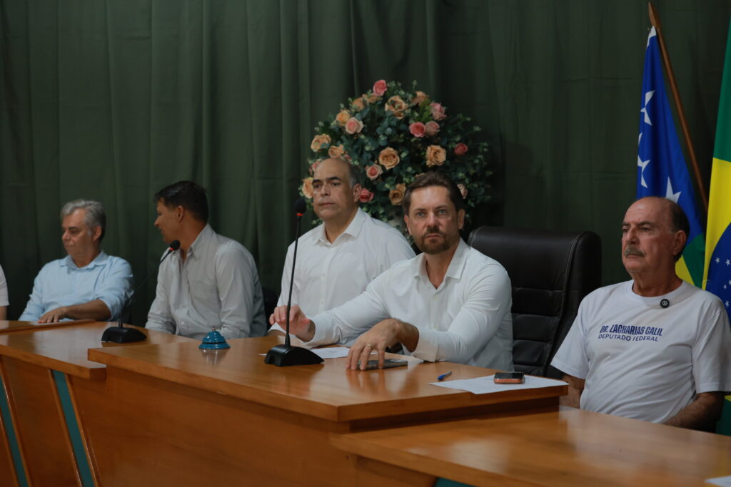 Programa Deputados Aqui leva sessões solenes a Três Ranchos, Anhanguera e Nova Aurora