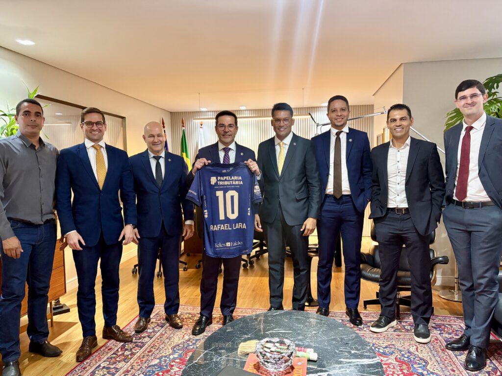 Seleção OAB-GO Master 11 embarca para o Mundial da Advocacia na Espanha