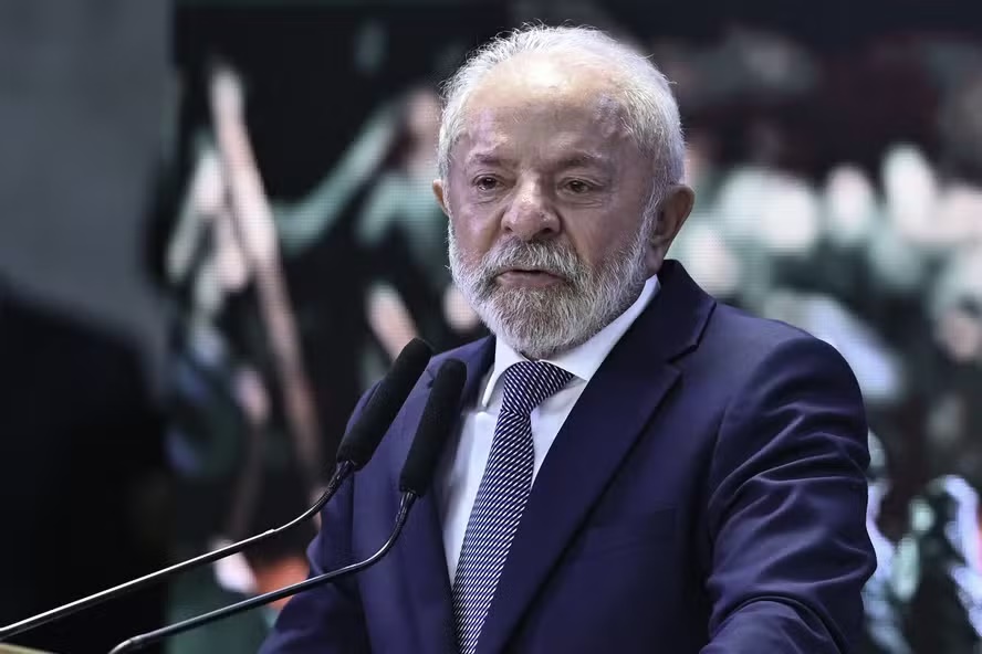 Lula tem 47,6% de aprovação e 51,2% de desaprovação, aponta pesquisa Atlas/Bloomberg