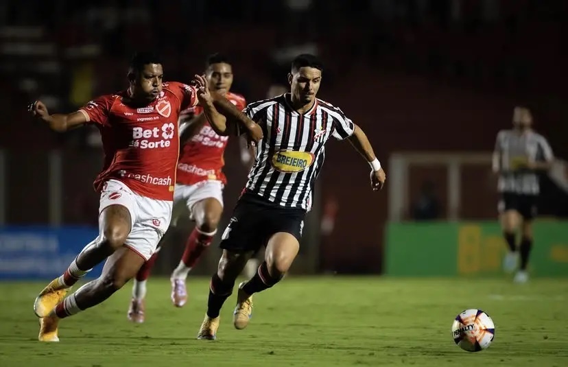 Anápolis vence o Vila Nova nos pênaltis e vai à final da Copa Centro-Oeste
