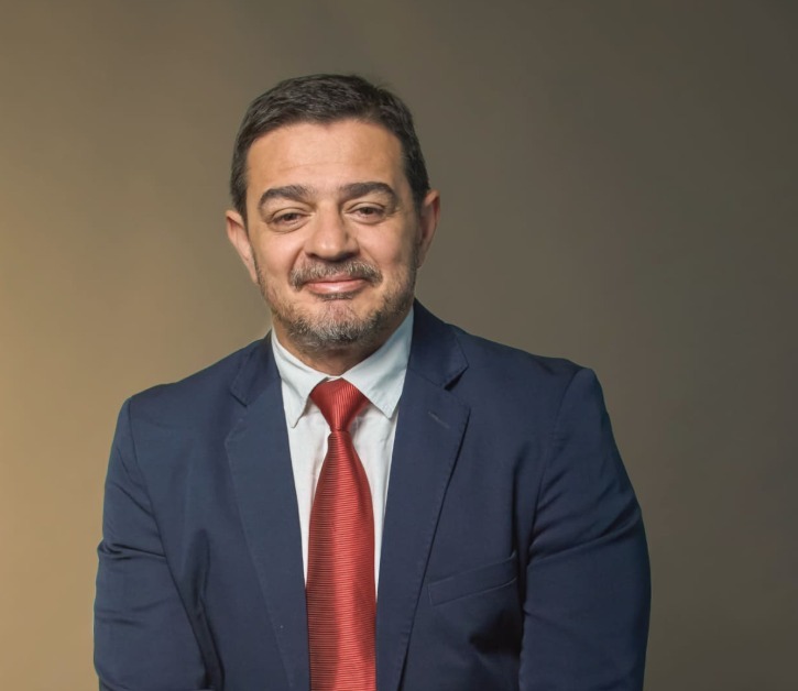 Geógrafo e professor Elias Jabbour lança livro sobre a China em Goiânia