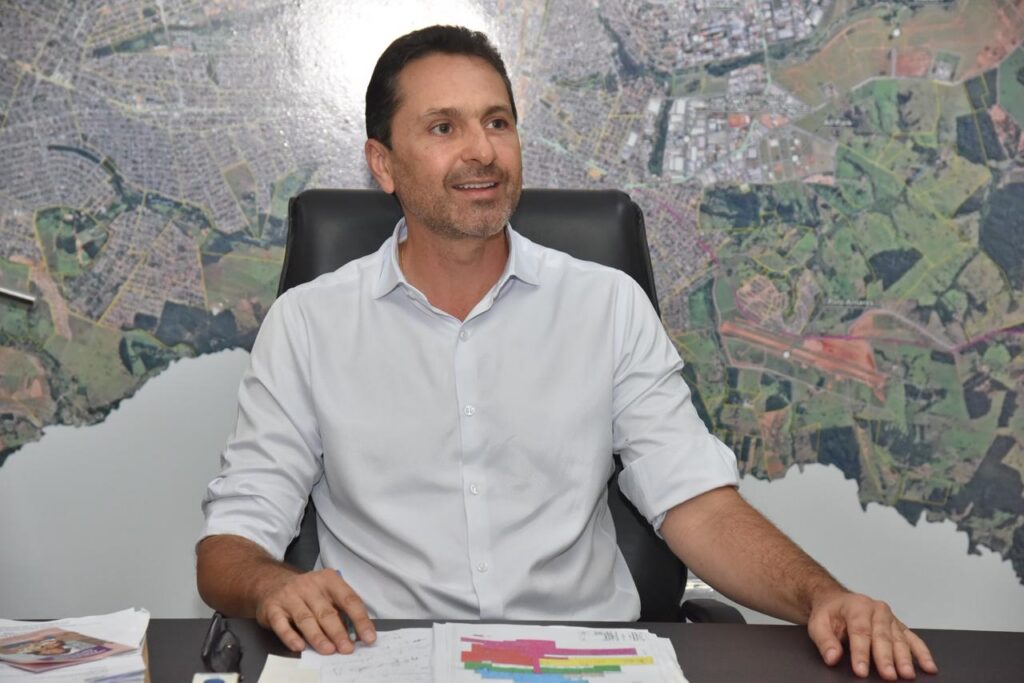 Leandro Vilela indica vereador Gleison Flávio como líder do governo na Câmara de Aparecida