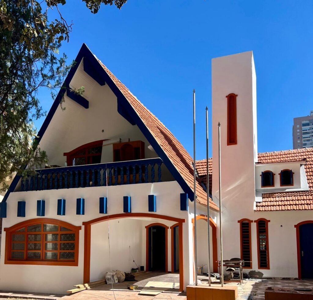 Casa-Museu Bernardo Élis ampliará atuação cultural em Goiânia com saraus, cursos e visitação pública após restauro