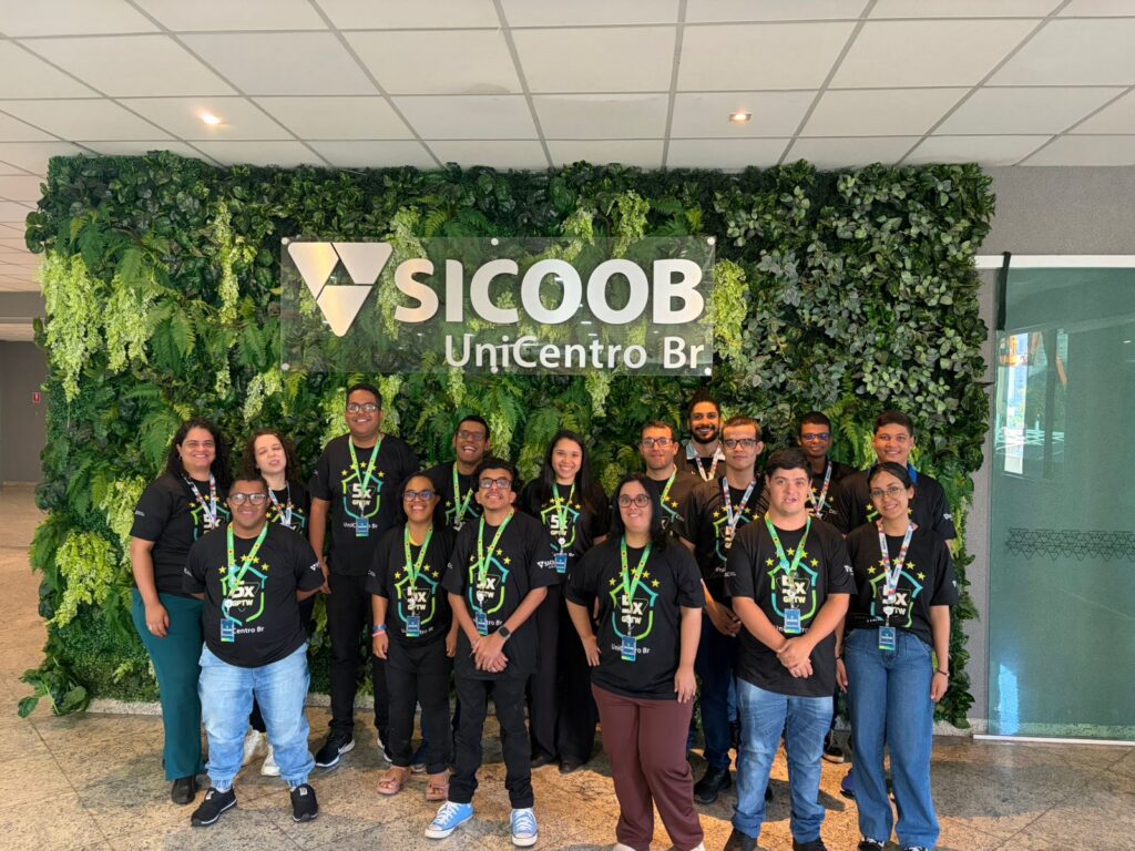 Sicoob UniCentro Br amplia em 64% seu quadro de pessoas com deficiência com lançamento de programa inclusivo