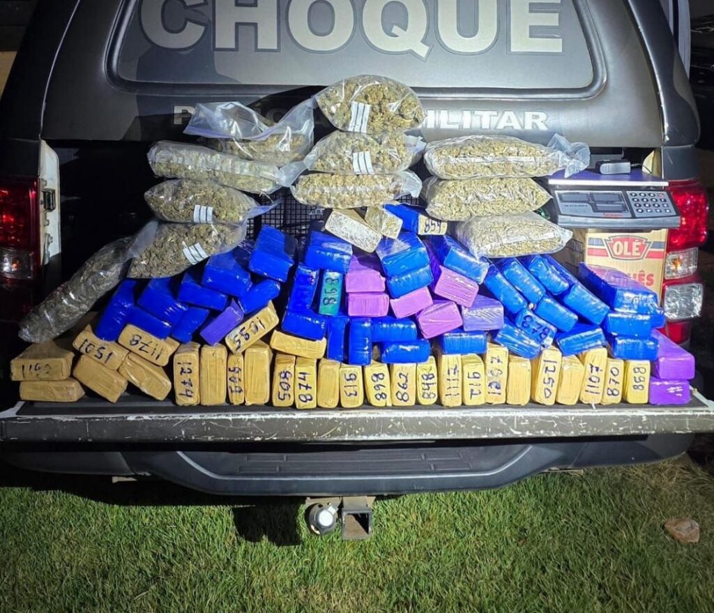 Polícia apreende R$ 200 mil em drogas que seriam transportadas de Trindade para São Paulo 