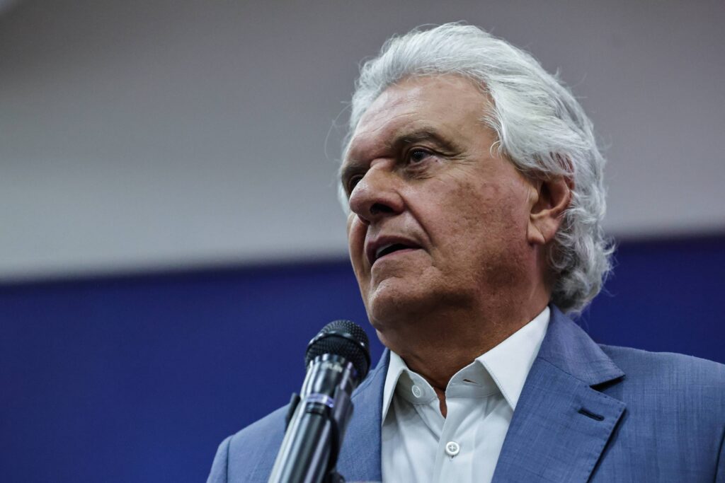 Caiado afirma que ‘liderança não se herda’ após Flávio ler carta de Bolsonaro