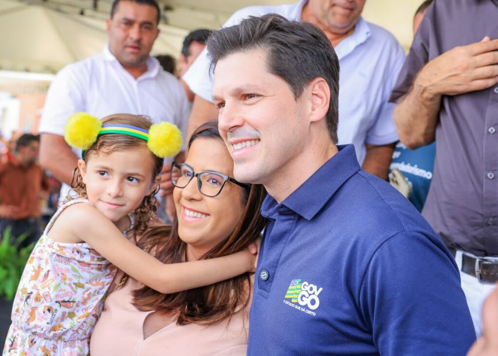 ”Dignidade e segurança para uma vida melhor”, diz Daniel Vilela ao entregar 195 casas no Centro goiano