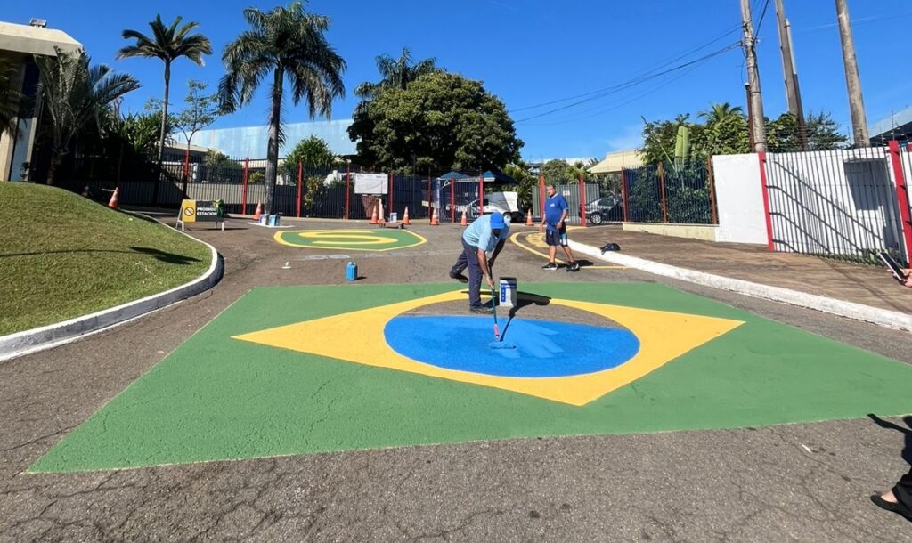 Sesc Faiçalville resgata tradição das ruas pintadas em clima de Copa do Mundo