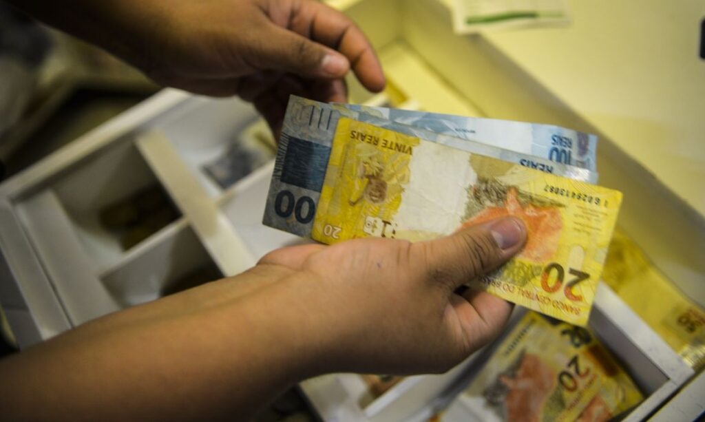 Novo Desenrola renegocia quase R$ 12 bilhões em dívidas