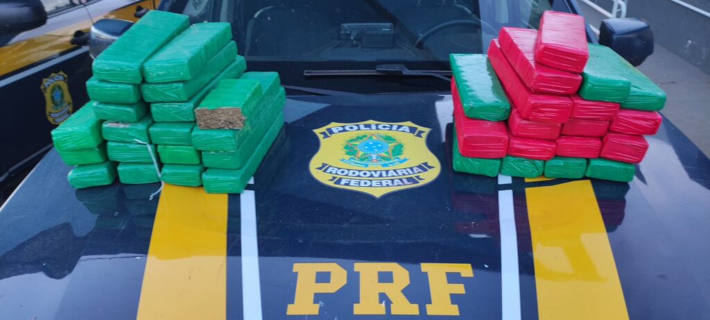 PRF apreende 40 quilos de maconha na BR-050, em Catalão