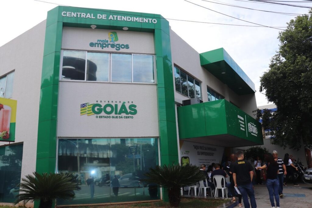 Governo de Goiás realiza feirão com contratações imediatas na área da saúde