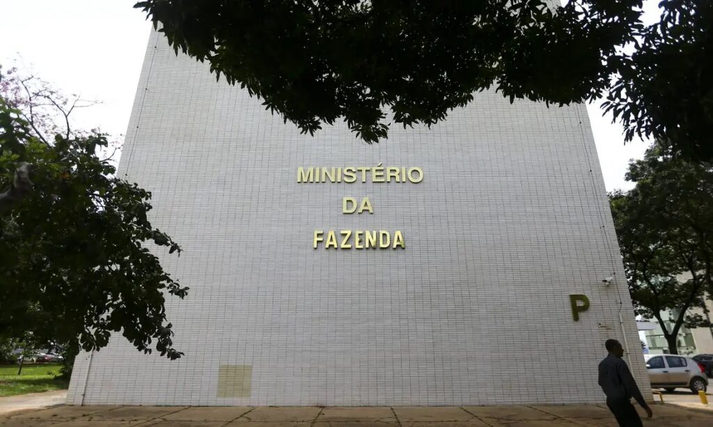 Fazenda alerta sobre falso site do Novo Desenrola