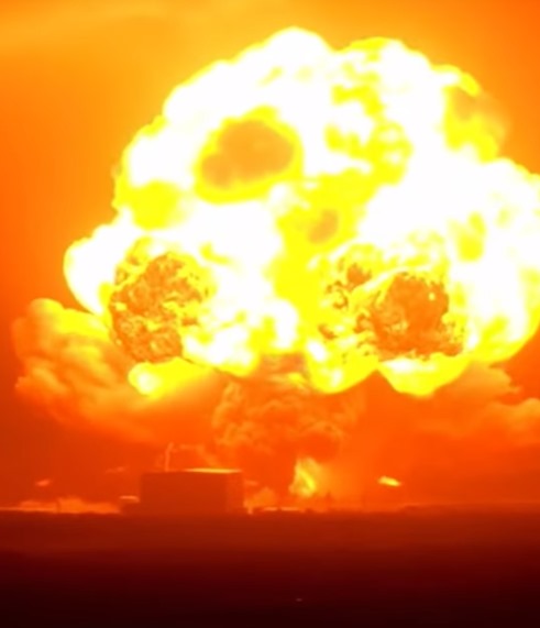 Foguete da Blue Origin explode na plataforma de lançamento durante teste
