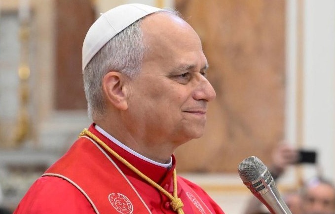 Papa Leão XIV pede proteção a imigrantes em visita a epicentro do debate migratório na Europa