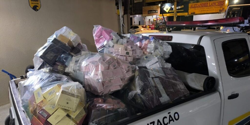 Procon Goiás apreende quase 2 mil frascos de perfume em Goiânia