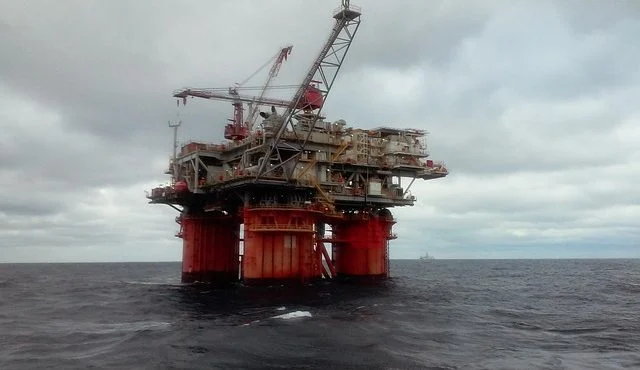 STF começa a julgar modelo distribuição de royalties de petróleo