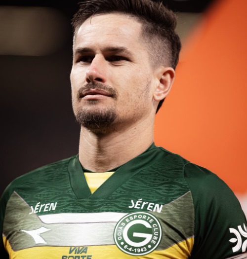 Tadeu passa por cirurgia após lesão na tíbia e Thiago Rodrigues assume o gol do Goiás