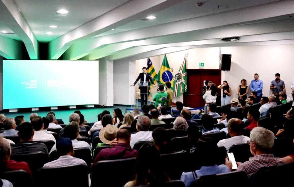 Governo de Goiás lança GTA Digital para transporte de animais