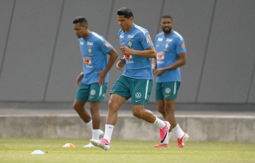 Sem Neymar, Brasil finaliza preparação para estreia na Copa no sábado (13/6)