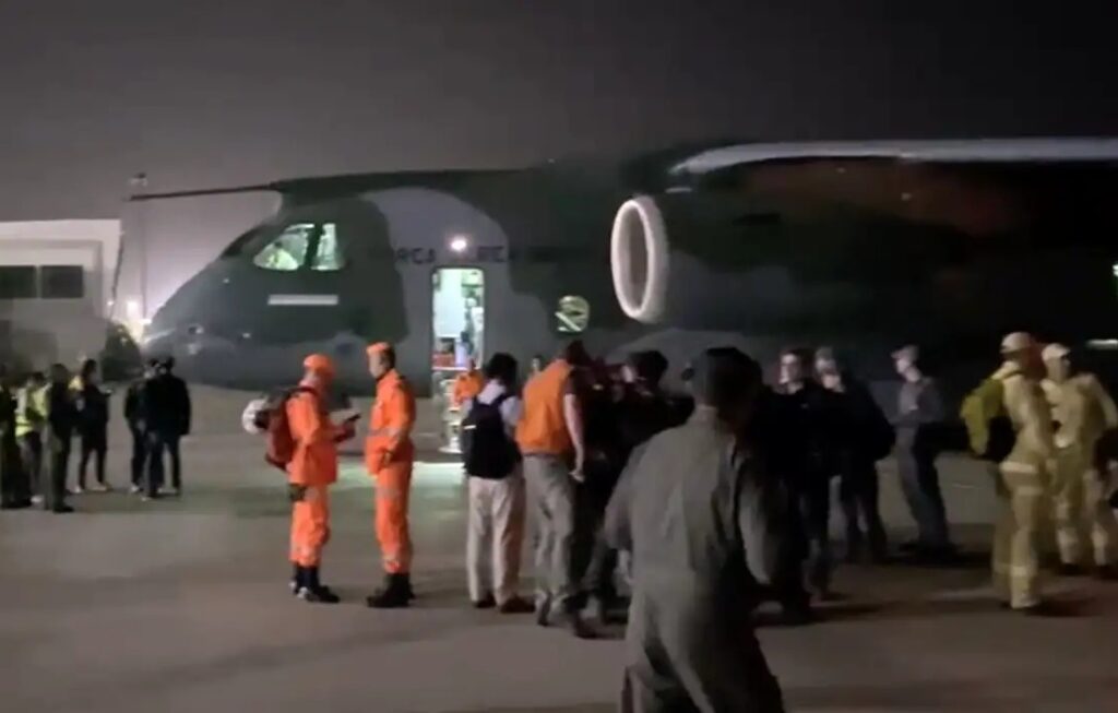 Brasil envia terceiro avião com ajuda humanitária à Venezuela