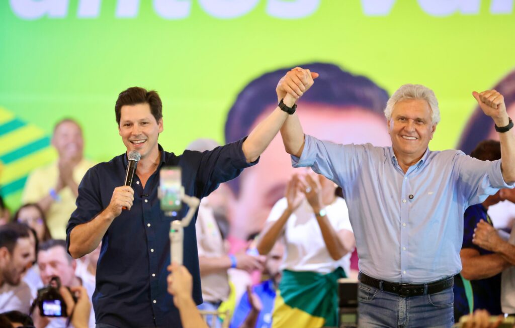 Daniel Vilela e Caiado reúnem 61 prefeitos e 4 mil pessoas em Uruaçu