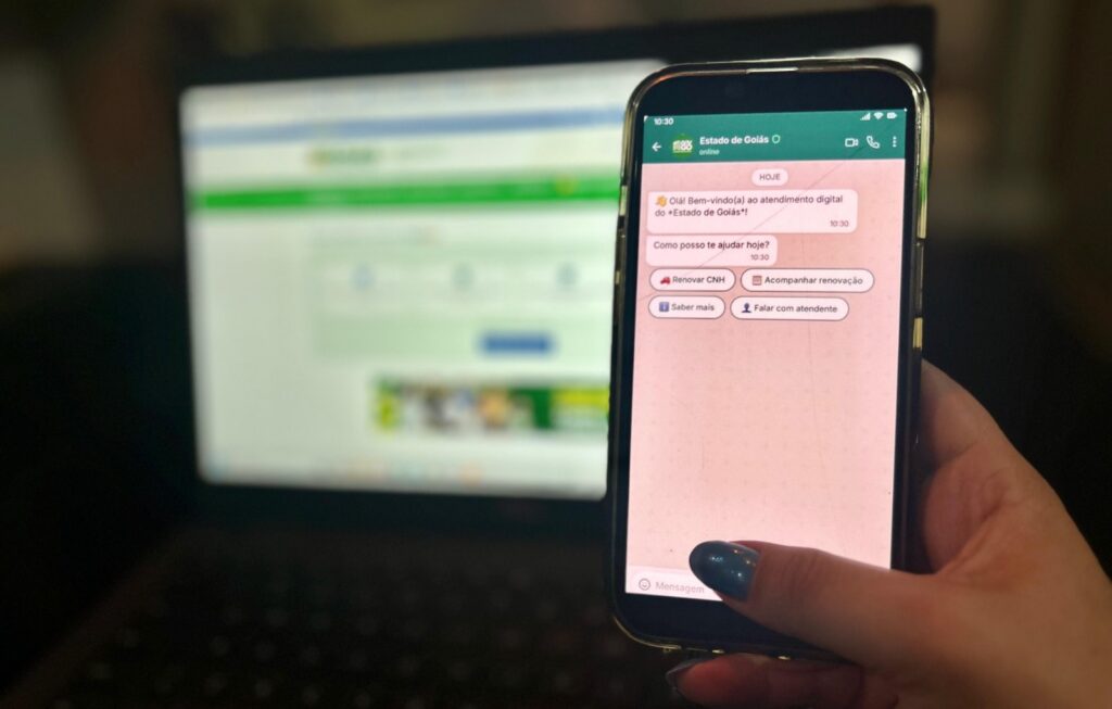 Daniel Vilela leva serviços do Estado para o WhatsApp e amplia transformação digital