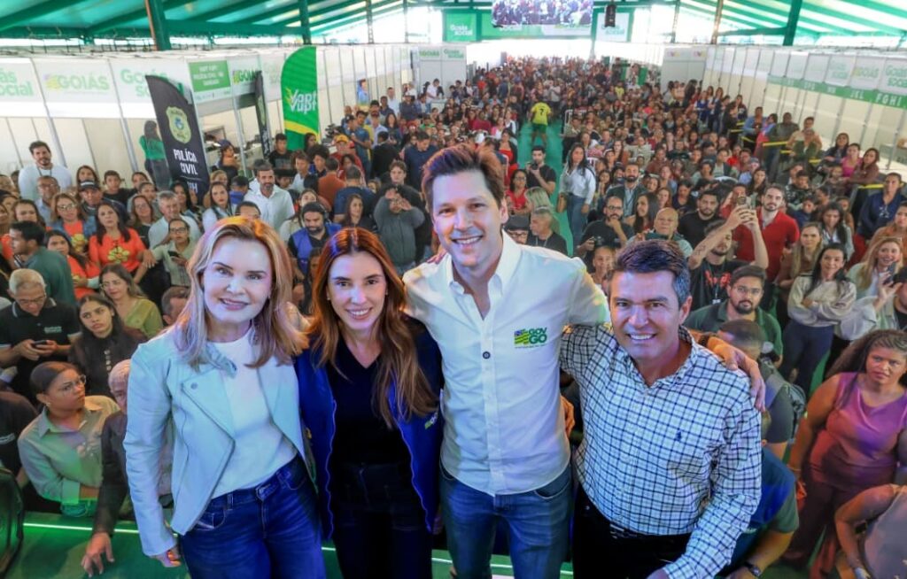 Daniel Vilela entrega 50 casas a custo zero em Mineiros