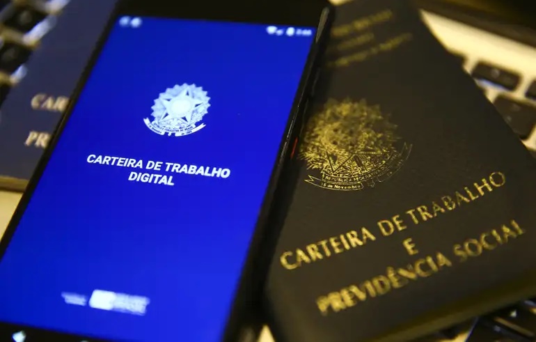 Saldo de emprego formal é positivo em 72.960 vagas em maio no Caged